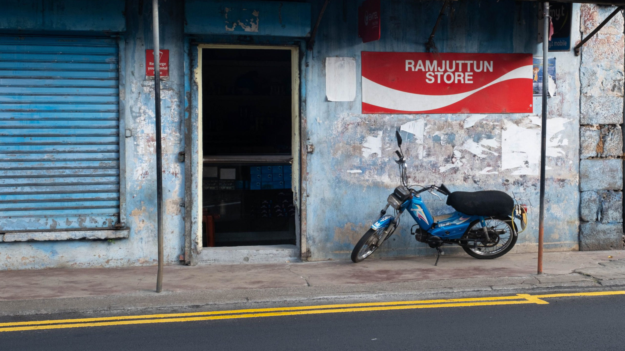 antoinette schaafsma strydom photo of building with bicycle