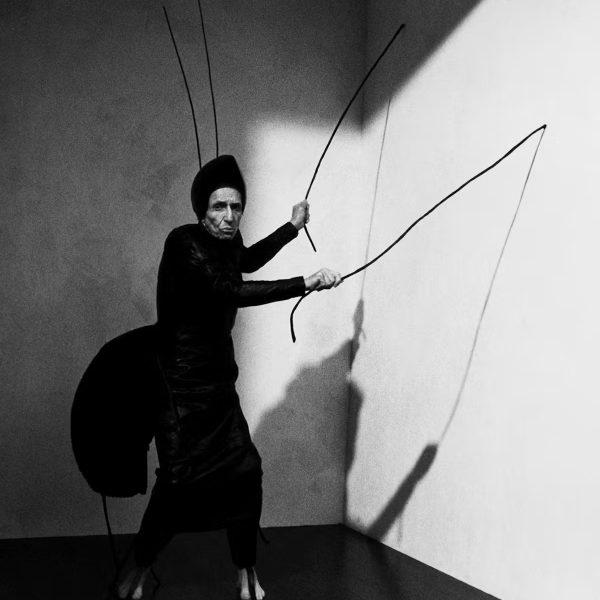 Zyf-Nq8jQArT0JS1_AisAntcopy